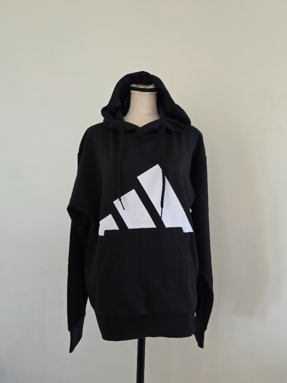 NEW Adidas Essentials Big Logo Hoodie Black/White Pullover Sweatshirt NWT Small